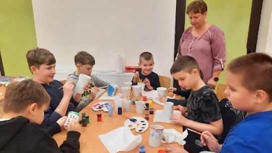 RADOSNE I TWÓRCZE FERIE W PWD W PAPROTNIE RADOSNE I TWÓRCZE FERIE W PWD W PAPROTNIE