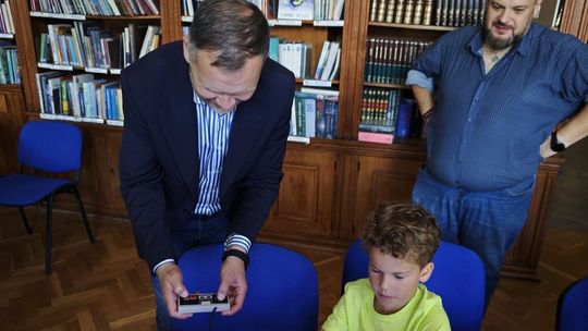 Retro Graty w gryfickiej bibliotece – klasyczne gry połączyły pokolenia