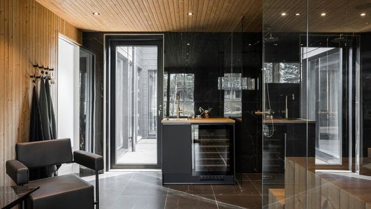 Sauna – fiński rytuał ciszy i ciepła, który odmienia ciało i drewno