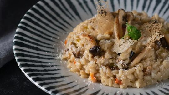 Sezonowe smaki – jesień o zapachu grzybów i dojrzewającego sera