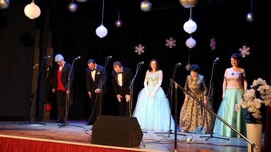 Soprany kontra Tenorzy -  Noworoczny koncert w Gryfickim Domu Kultury