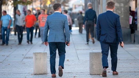 Spada liczba nowych jednoosobowych firm. W I półroczu wpłynęło o 6,5 proc. mniej wniosków niż rok wcześniej