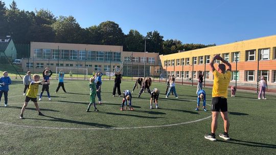 Sportowy Poranek na Orliku w Gryficach zakończył tegoroczny projekt