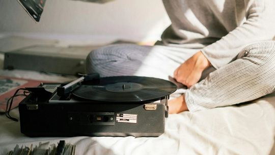 Sprawdź, jak doświadczanie muzyki wpływa na różne aspekty życia!