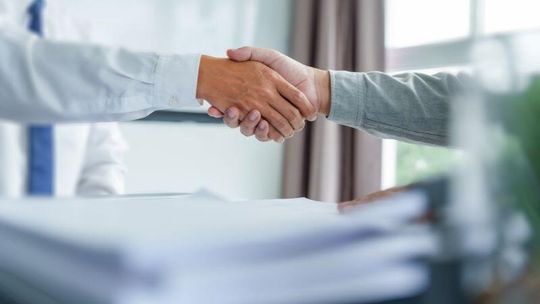 Stała obsługa prawna firmy – jak kancelaria adwokacka w Katowicach może usprawnić działalność przedsiębiorcy?