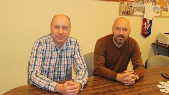 Strajk zawieszony, co dalej z oświatą w Płotach