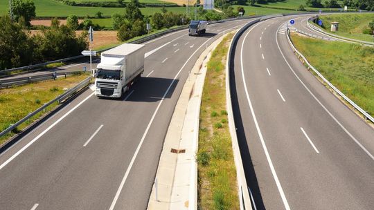 Strzeż się umów-pułapek: jak powinno wyglądać zlecenie transportowe?