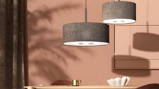 Światło w miękkiej oprawie – 5 powodów, dla których warto wybrać lampy z abażurami z tkaniny Światło w miękkiej oprawie – 5 powodów, dla których warto wybrać lampy z abażurami z tkaniny