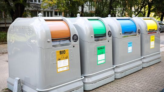 System kaucyjny w Polsce 2025/2026 – analiza w kontekście selektywnej zbiórki poprzez System PRESKO