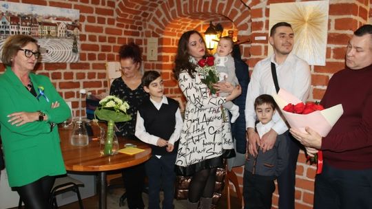 „SZCZĘŚLIWA, BO ŻYJĘ…” wernisaż wystawy malarstwa Anny Zinets