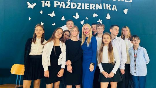 Szkoła Pełna Radości: Dzień Edukacji Narodowej w SP Modlimowo