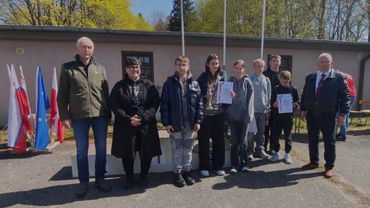 Szkolna Liga Strzelecka zakończona w Gryficach. Uczniowie z trzech gmin nagrodzeni pucharami i medalami