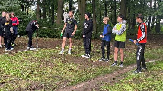 SZTAFETOWE BIEGI PRZEŁAJOWE SZKÓŁ PODSTAWOWYCH