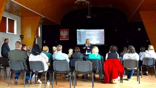 SZTUCZNA INTELIGENCJA W KULTURZE I CODZIENNYM ŻYCIU