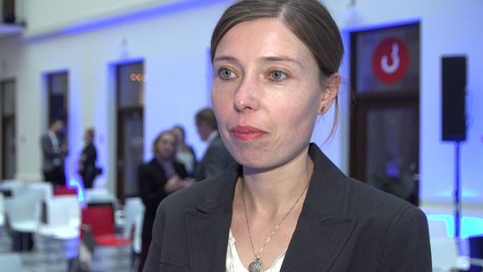 Sztuczna inteligencja zmienia e-handel. Będzie wygodniej dla konsumentów, ale też sporo zagrożeń