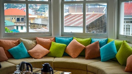 Szybka metamorfoza wnętrza? #rekoloruj koce, poduszki i zasłony