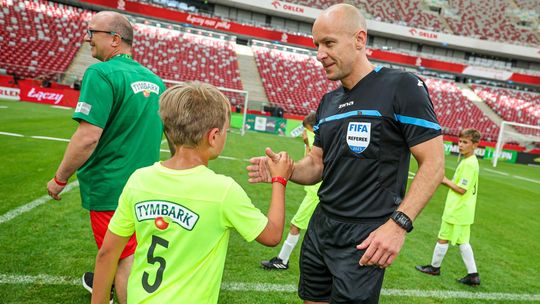 Szymon Marciniak: „Puchar Tymbark to dla dzieci prawdziwe piłkarskie emocje” Szymon Marciniak: „Puchar Tymbark to dla dzieci prawdziwe piłkarskie emocje”