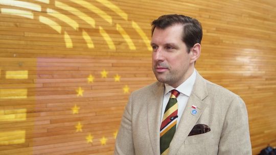 T. Bocheński (PiS): Europa przegrywa wyścig o najbardziej zaawansowaną AI. Przoduje tylko w regulacjach