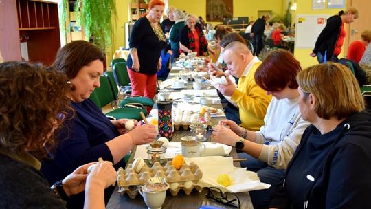 Trzebiatów: WARSZTATY PISANKOWE