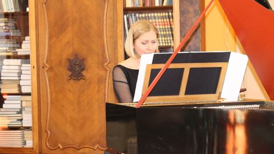 Trzebiatowski Ośrodek Kultury -  „Z klasyką przez Polskę”