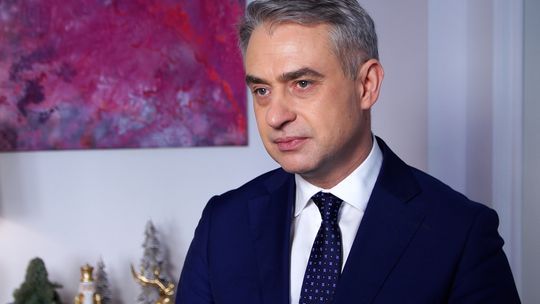 UE przyspiesza rozwój sztucznej inteligencji i infrastruktury cyfrowej. Na terenie Unii powstanie 19 fabryk AI, w tym dwie w Polsce