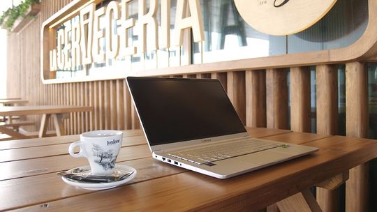 Ultrabooki do biura – jakie parametry powinny posiadać?