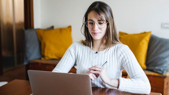 Umiejętności, które mają moc – wsparcie dla młodych z ambicjami  i planem na sukces