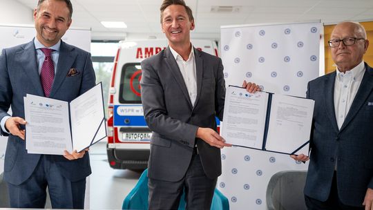 Umowa na budowę trzech filii Wojewódzkiej Stacji Pogotowia Ratunkowego w Szczecinie podpisana