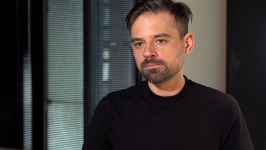 Unia Europejska spóźniona w wyścigu AI. Eksperci apelują o szybsze inwestycje i zaprzestanie regulacji