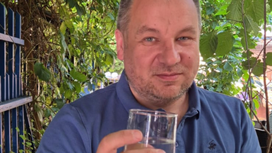 Upały – zadbaj o nawodnienie organizmu - postaw na wodę z kranu