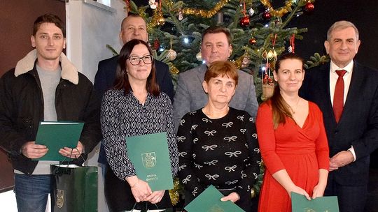 UROCZYSTE PODZIĘKOWANIA DLA SOŁTYSÓW KOŃCZĄCYCH KADENCJĘ