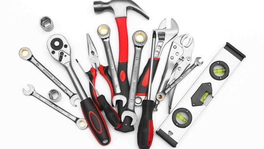 Urządzenie domowego warsztatu - na jakie narzędzia postawić?