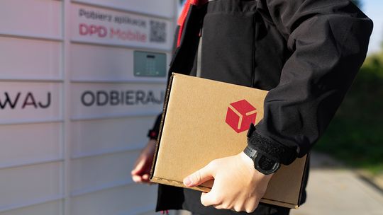 Usługi odbioru paczek bardziej dostępne. DPD Polska wprowadza ważne zmiany w DPD Mobile i automatach paczkowych