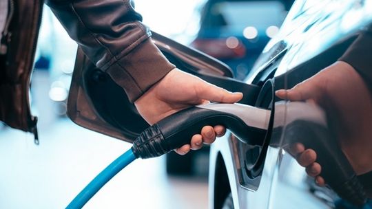 Używane auto elektryczne – czy to dobry pomysł?