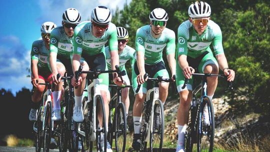 VeloBank napędza kolarskie emocje. Za nami kolejny sezon z cyklem wyścigów VIA Dolny Śląsk i VeloTalent Cycling Team