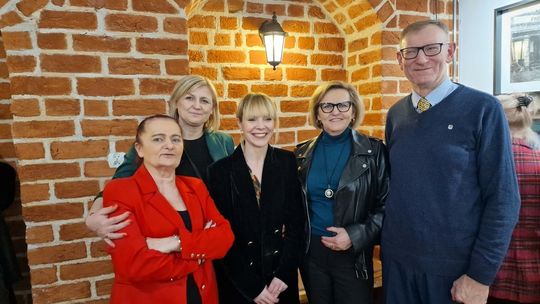 W Galerii „BRAMA” wernisaż wystawy prac Patrycji Włodarczyk-Sępioło i Waldemara Seniuty