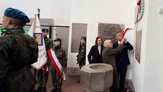 W Gryficach odsłonięto tablicę ku czci Polaków represjonowanych przez III Rzeszę