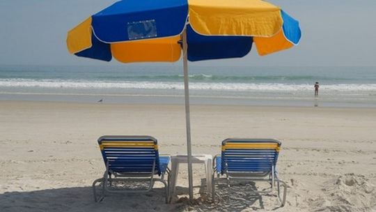 Wakacje na półmetku: niedzielni turyści utrapieniem hotelarzy