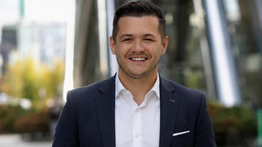 Wakacyjna okazja nie czeka. O sukcesie w handlu i usługach decyduje szybkość działania