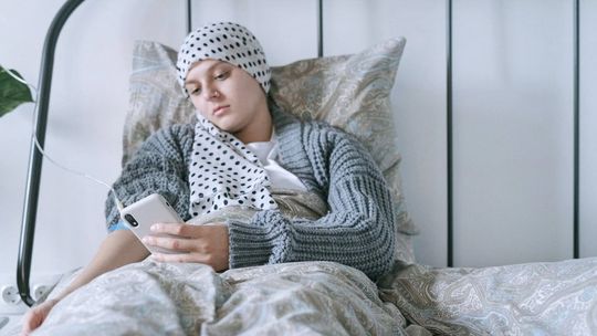 Walka z rakiem może być prostsza, dzięki pomysłowi polskiej platformy zbiórkowej!