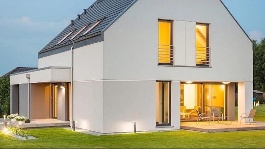 Wentylacja w budynkach jednorodzinnych: od obowiązku normowego do elementu optymalizacji energetycznej