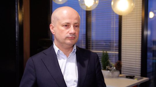 Większość dzieci bez nadzoru w sieci. Jedna trzecia rodziców monitoruje ich aktywność online