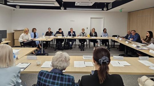 Woda, zdrowa żywność i ruch to za mało - konieczne wsparcie państwa