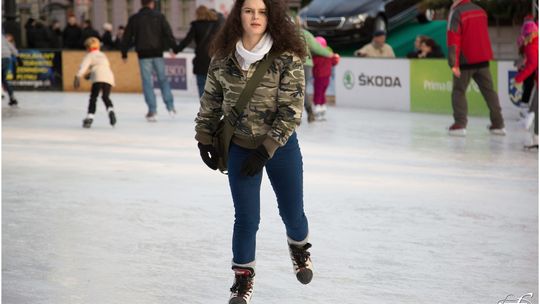 Wynajem lodowiska mobilnego – jakie są zalety?