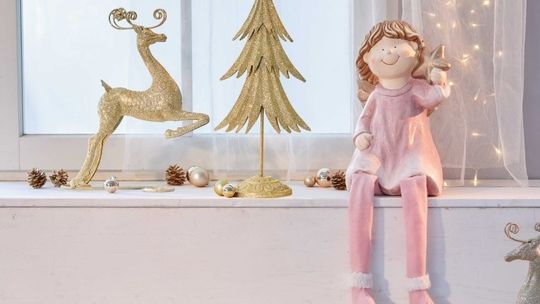 WyRÓŻnij wnętrze na Święta – pomysły na różowe dekoracje świąteczne