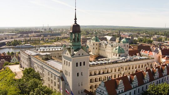 ZAMEK KSIĄŻĄT POMORSKICH W SZCZECINIE - Program wydarzeń kulturalnych – październik 2023