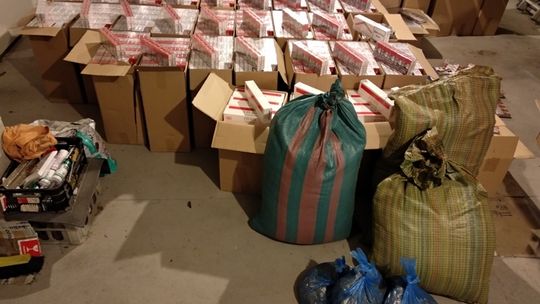 Zamknięto nielegalną hurtownię papierosów w Wałczu