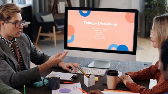 Zarządzanie Zespołem Wirtualnym: Wyzwania i Strategie