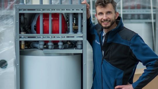 Zawody przyszłości. Już nie fotowoltaika, a instalatorzy pomp ciepła potrzebni na już!