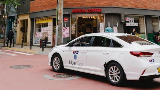 Zima za kółkiem – jak przygotować się na najtrudniejszy sezon w branży taxi?